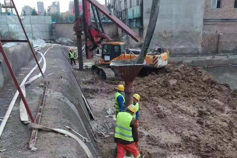 紅星美凱龍全球家居生活廣場BC偭基坑支護加固工程（搶險加固，反壓土回填）